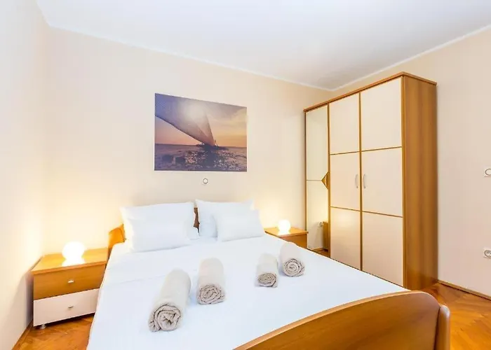 Seaside With A Swimming Pool Omisalj, Krk - 24362 Apartment Omisalj